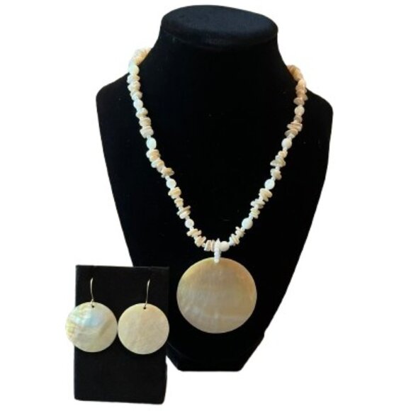 Oyster Shell Necklace & Earrings Set - LNC - Picture 1 of 5